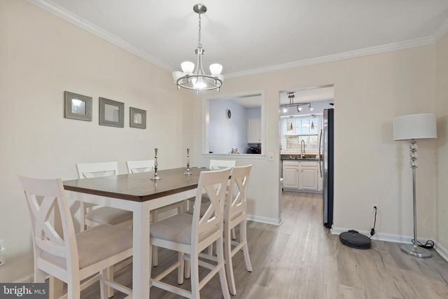 10529 REEDS LANDING CIR, Burke, VA 22015