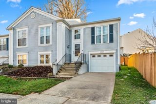 10529 REEDS LANDING CIR, Burke, VA 22015