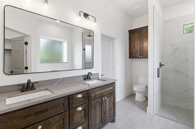 713 Club Oak Drive, River Oaks, TX 76114