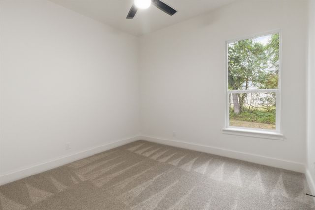 713 Club Oak Drive, River Oaks, TX 76114