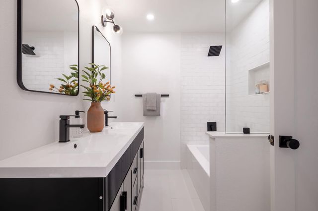 2201 Trede DR, Austin, TX 78745