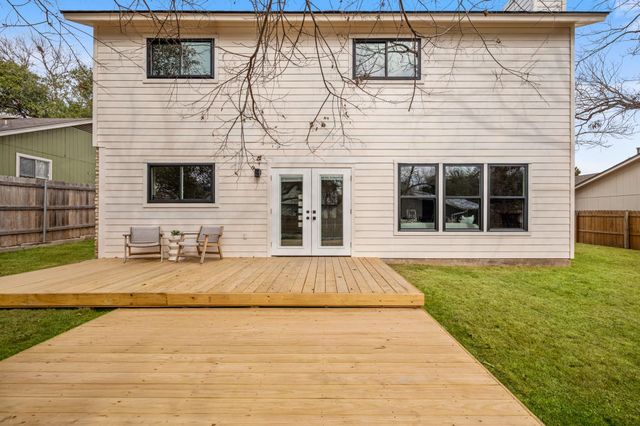 2201 Trede DR, Austin, TX 78745