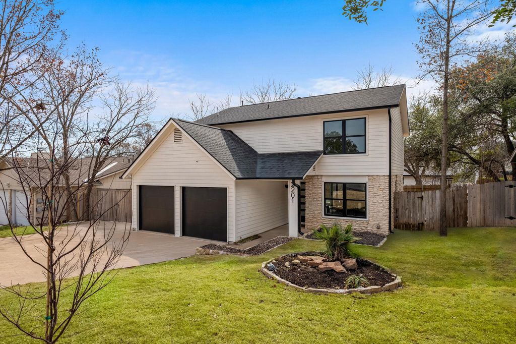 2201 Trede DR, Austin, TX 78745