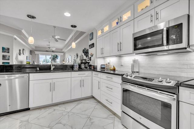 1260 RIO DE JANEIRO AVENUE 102, Punta Gorda, FL 33983