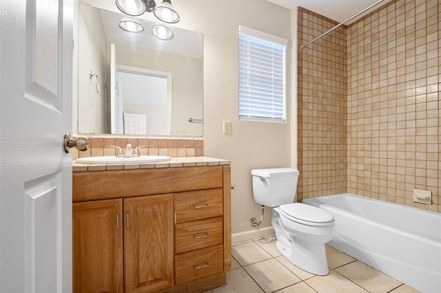 1005 Canyon Edge DR A, Austin, TX 78733