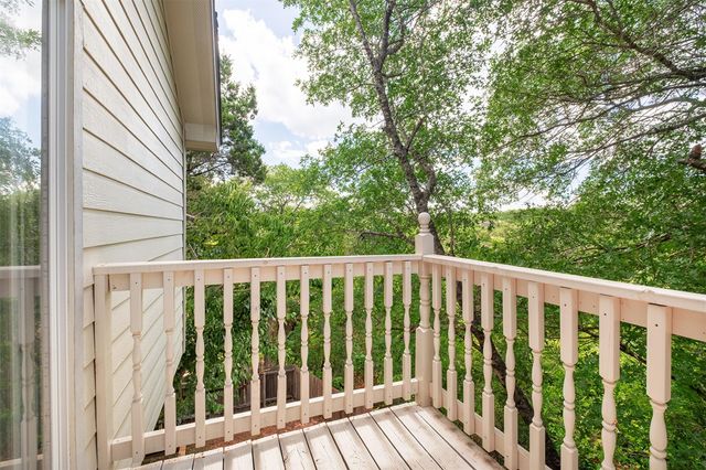 1005 Canyon Edge DR A, Austin, TX 78733