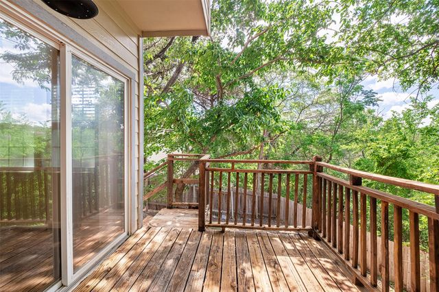 1005 Canyon Edge DR A, Austin, TX 78733