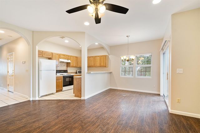 1005 Canyon Edge DR A, Austin, TX 78733