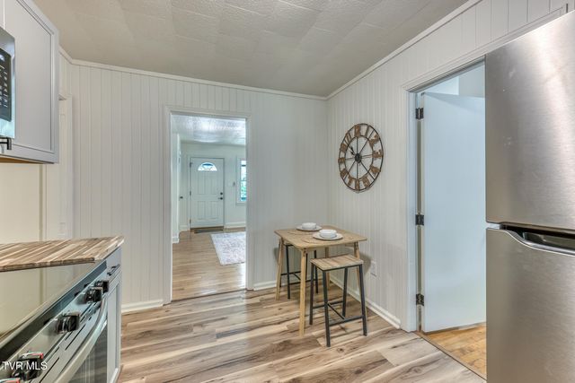 1403 Rock Rose Road, Bristol, TN 37620