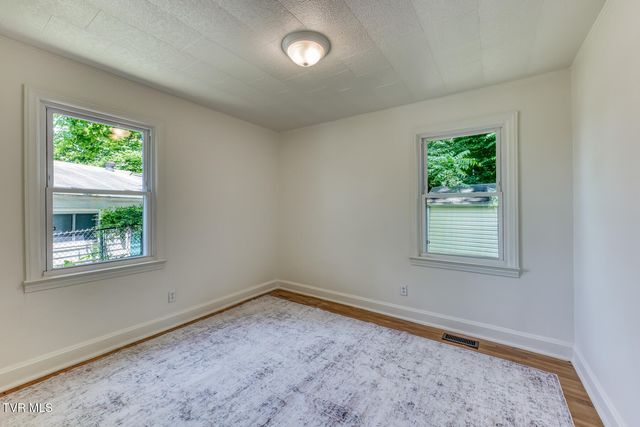 1403 Rock Rose Road, Bristol, TN 37620
