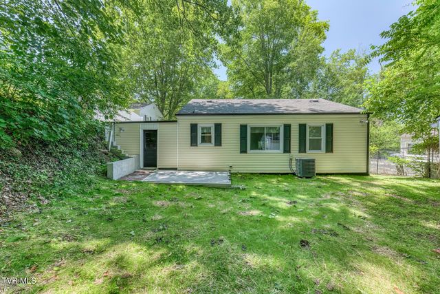 1403 Rock Rose Road, Bristol, TN 37620