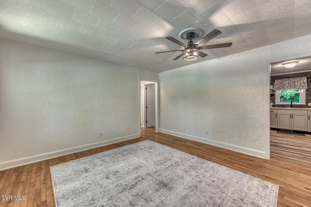 1403 Rock Rose Road, Bristol, TN 37620