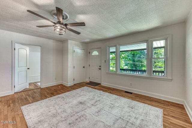 1403 Rock Rose Road, Bristol, TN 37620