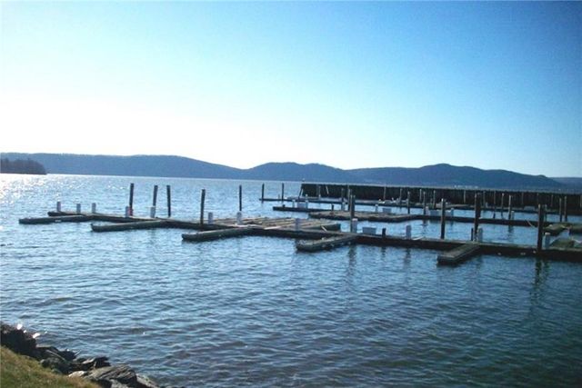 E-21 Half Moon Bay Marina, Croton-on-hudson, NY 10520