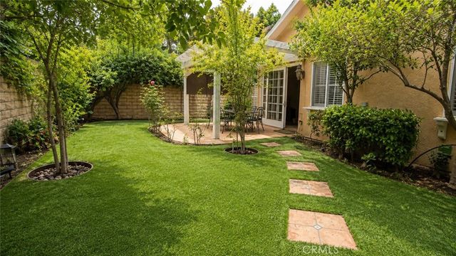 377 Anzio, Oak Park, CA 91377