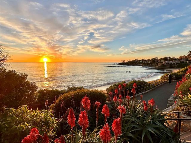 251 Lower Cliff 3, Laguna Beach, CA 92651