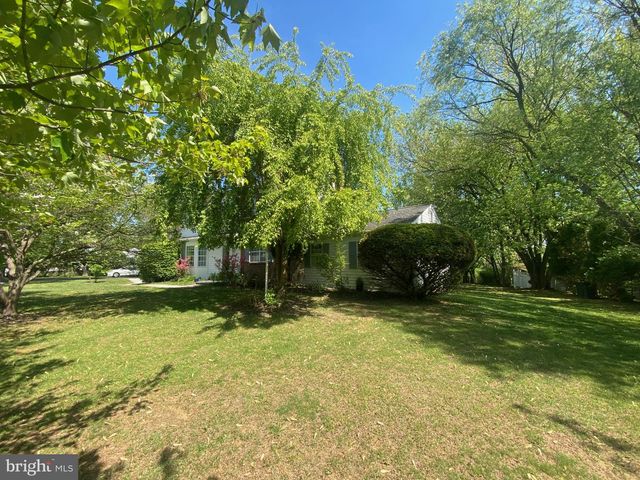 1239 UPTON CIR, West Chester, PA 19380