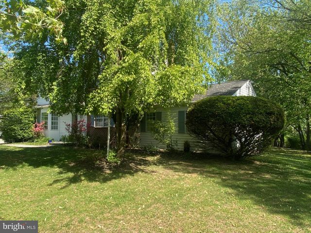 1239 UPTON CIR, West Chester, PA 19380