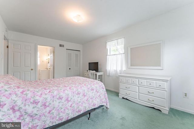 1239 UPTON CIR, West Chester, PA 19380