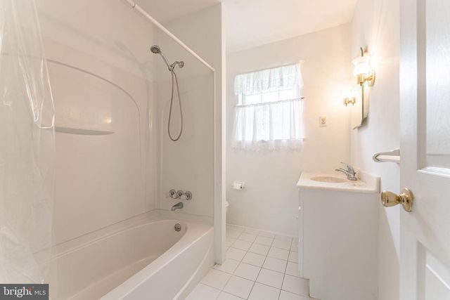 1239 UPTON CIR, West Chester, PA 19380