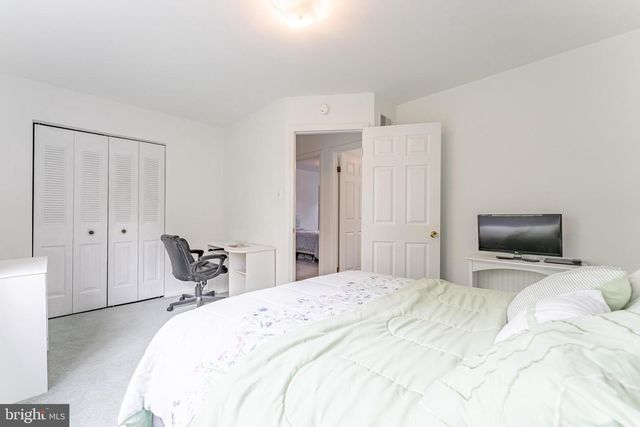 1239 UPTON CIR, West Chester, PA 19380