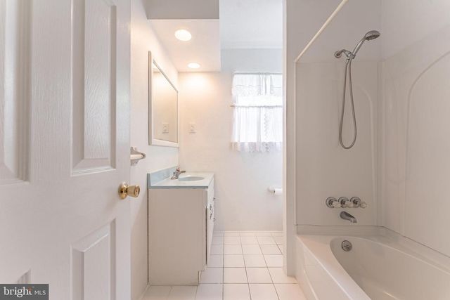 1239 UPTON CIR, West Chester, PA 19380