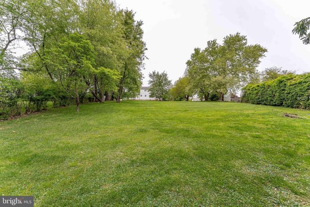 1239 UPTON CIR, West Chester, PA 19380