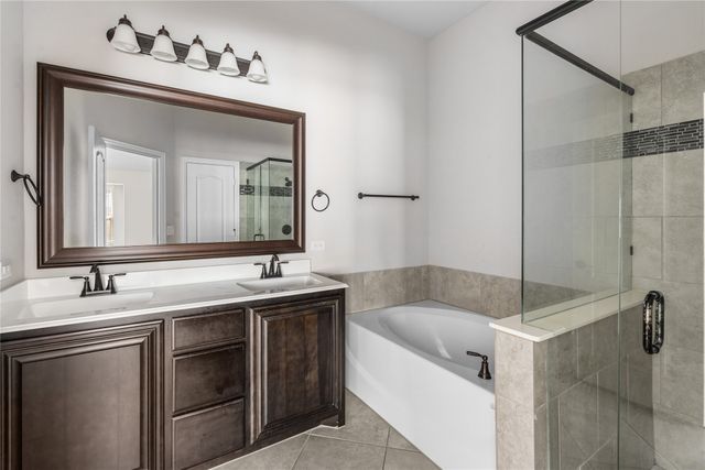 214 Garden Grove Drive, Waxahachie, TX 75165