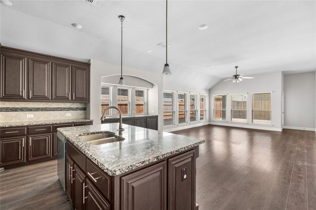 214 Garden Grove Drive, Waxahachie, TX 75165