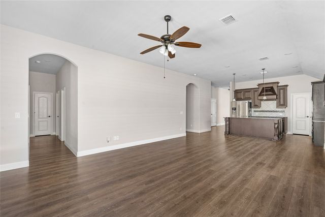 214 Garden Grove Drive, Waxahachie, TX 75165