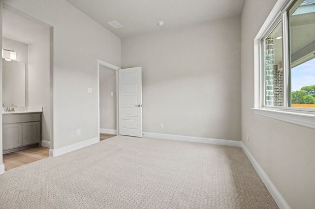 736 Candace Drive, Desoto, TX 75115