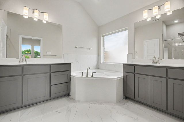 736 Candace Drive, Desoto, TX 75115