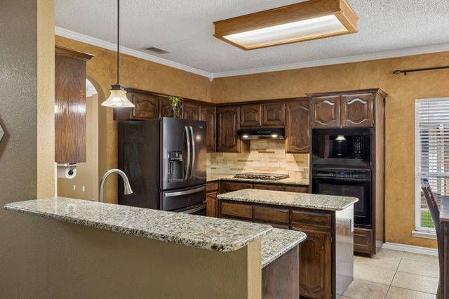 3400 Palmtree Drive, Mckinney, TX 75070