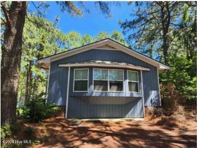 156 Shenandoah Road E, West End, NC 27376