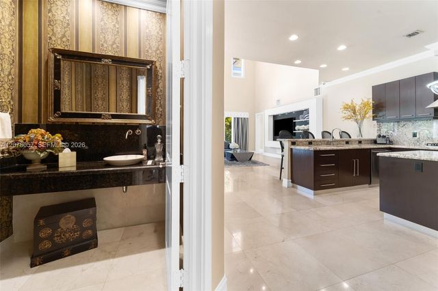 275 189th Terrace, Sunny Isles Beach, FL 33160