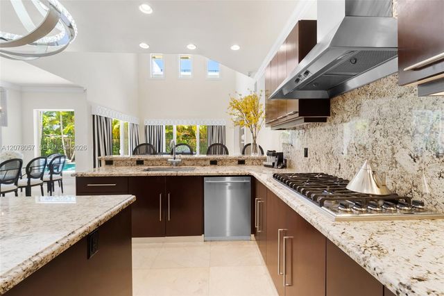 275 189th Terrace, Sunny Isles Beach, FL 33160