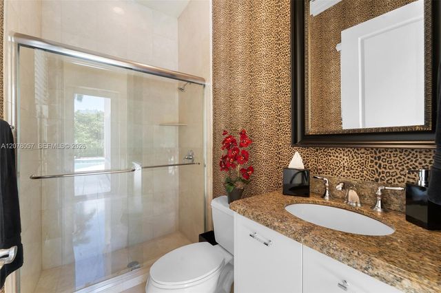 275 189th Terrace, Sunny Isles Beach, FL 33160