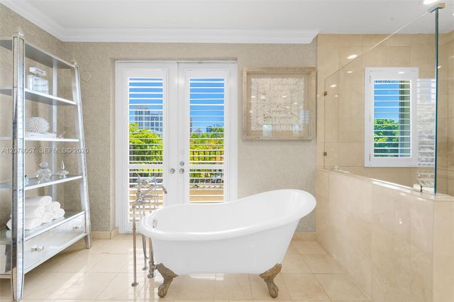 275 189th Terrace, Sunny Isles Beach, FL 33160