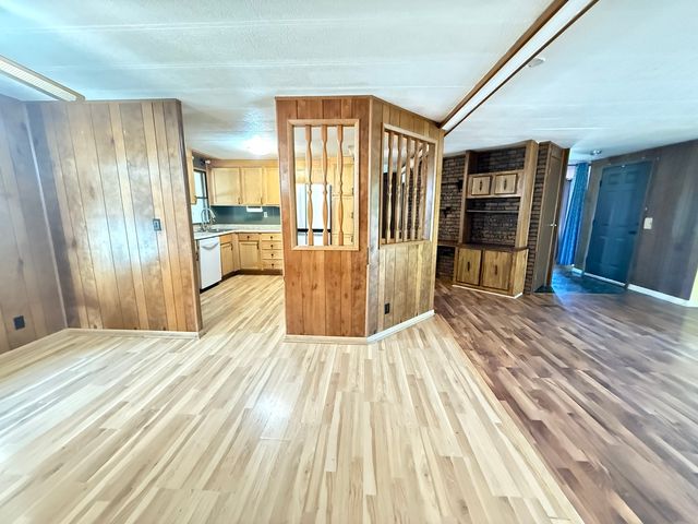 462 Huntsbridge Road, Matteson, IL 60443