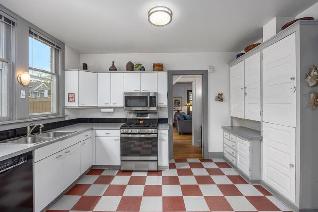 235 Hampton Avenue, Grand Rapids, MI 49506