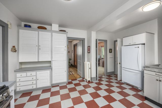 235 Hampton Avenue, Grand Rapids, MI 49506