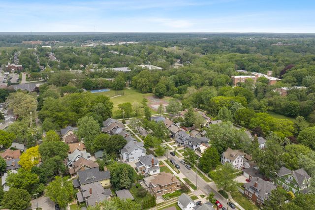 235 Hampton Avenue, Grand Rapids, MI 49506