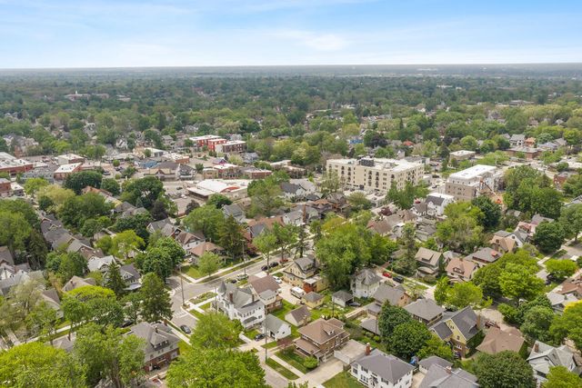 235 Hampton Avenue, Grand Rapids, MI 49506