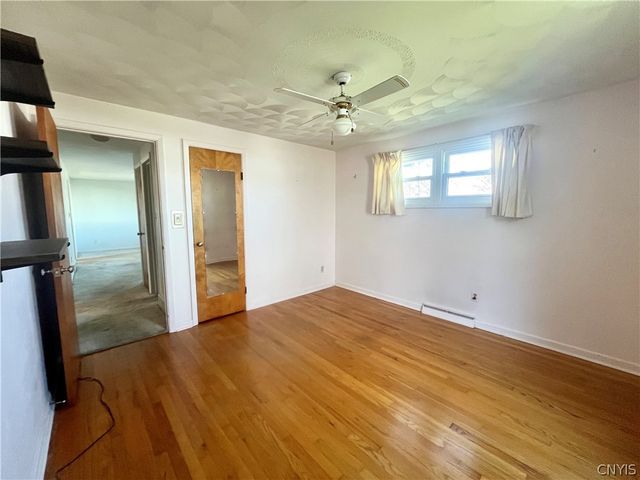 123 Plaxdale Road, Salina, NY 13088