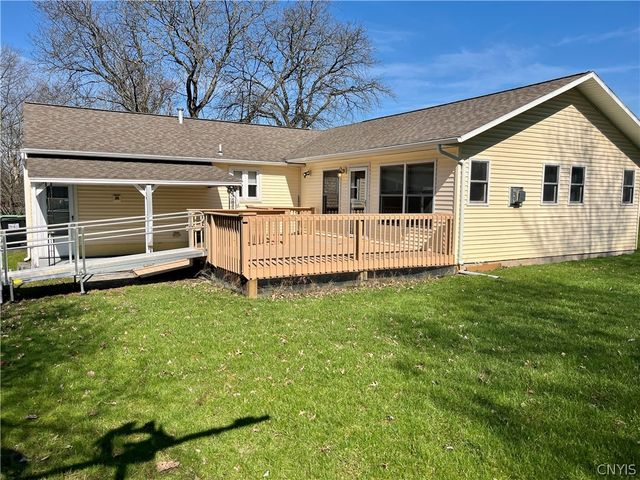 123 Plaxdale Road, Salina, NY 13088