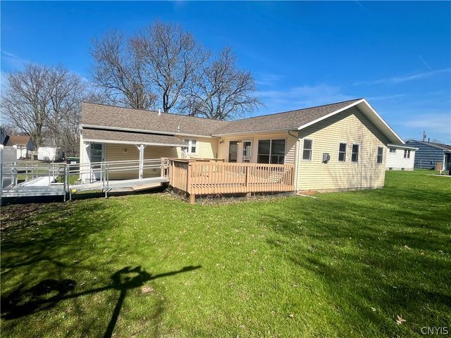 123 Plaxdale Road, Salina, NY 13088
