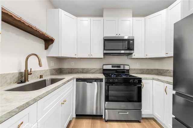 1902 E 2nd, Long Beach, CA 90802