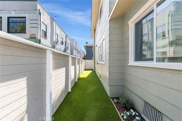 1902 E 2nd, Long Beach, CA 90802
