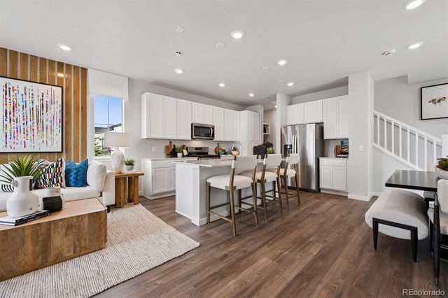 4553 N Versailles Street, Aurora, CO 80019