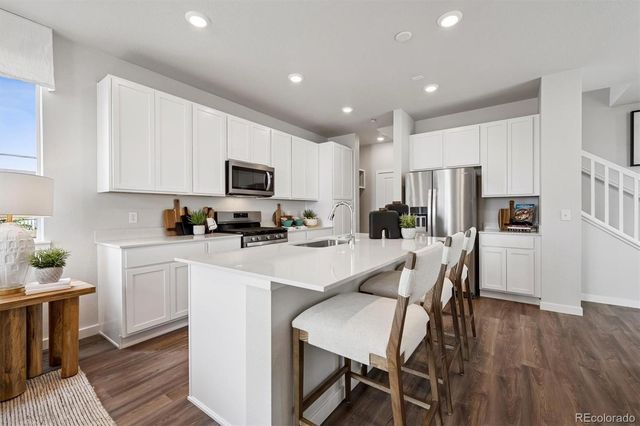 4553 N Versailles Street, Aurora, CO 80019